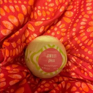 Bath and Body Works Bath Bomb